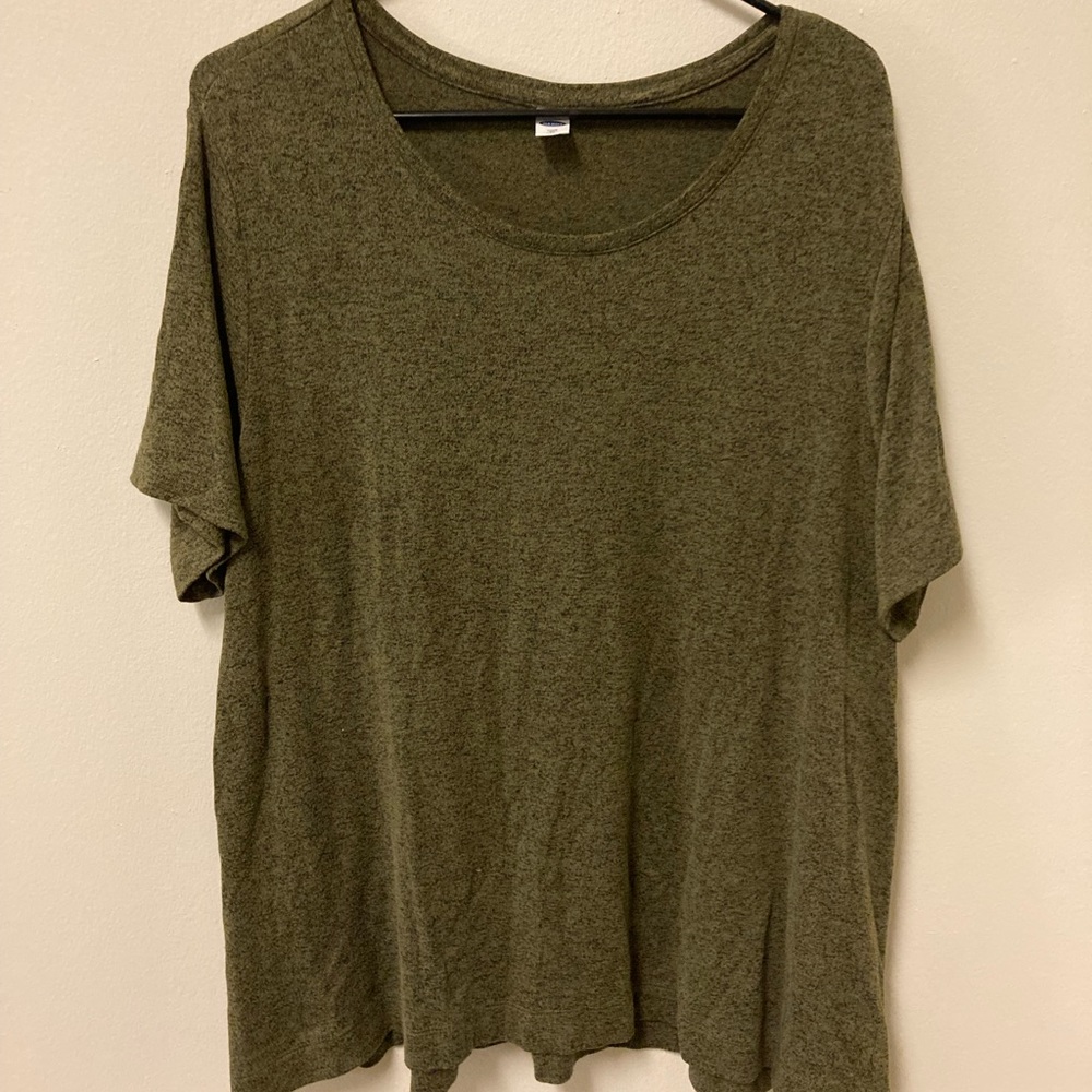 Old Navy Tee Shirt